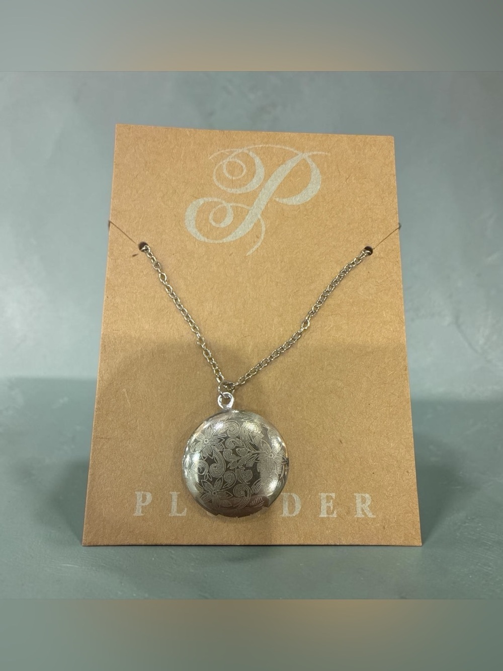 Plunder Silver Floral Engraved Round Functional Locket Necklace